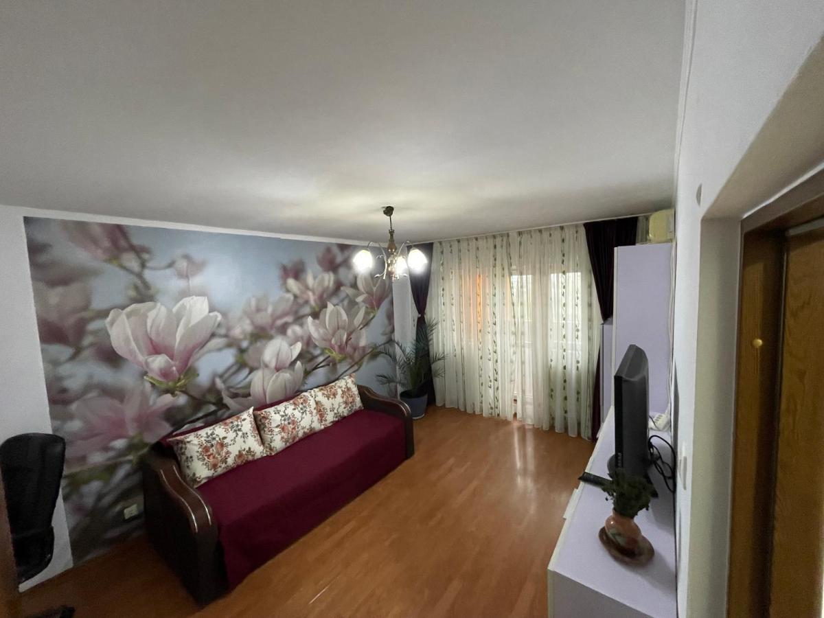 Apartament Magnolia, Piata Gorjului- Metrou Appartement Boekarest Buitenkant foto