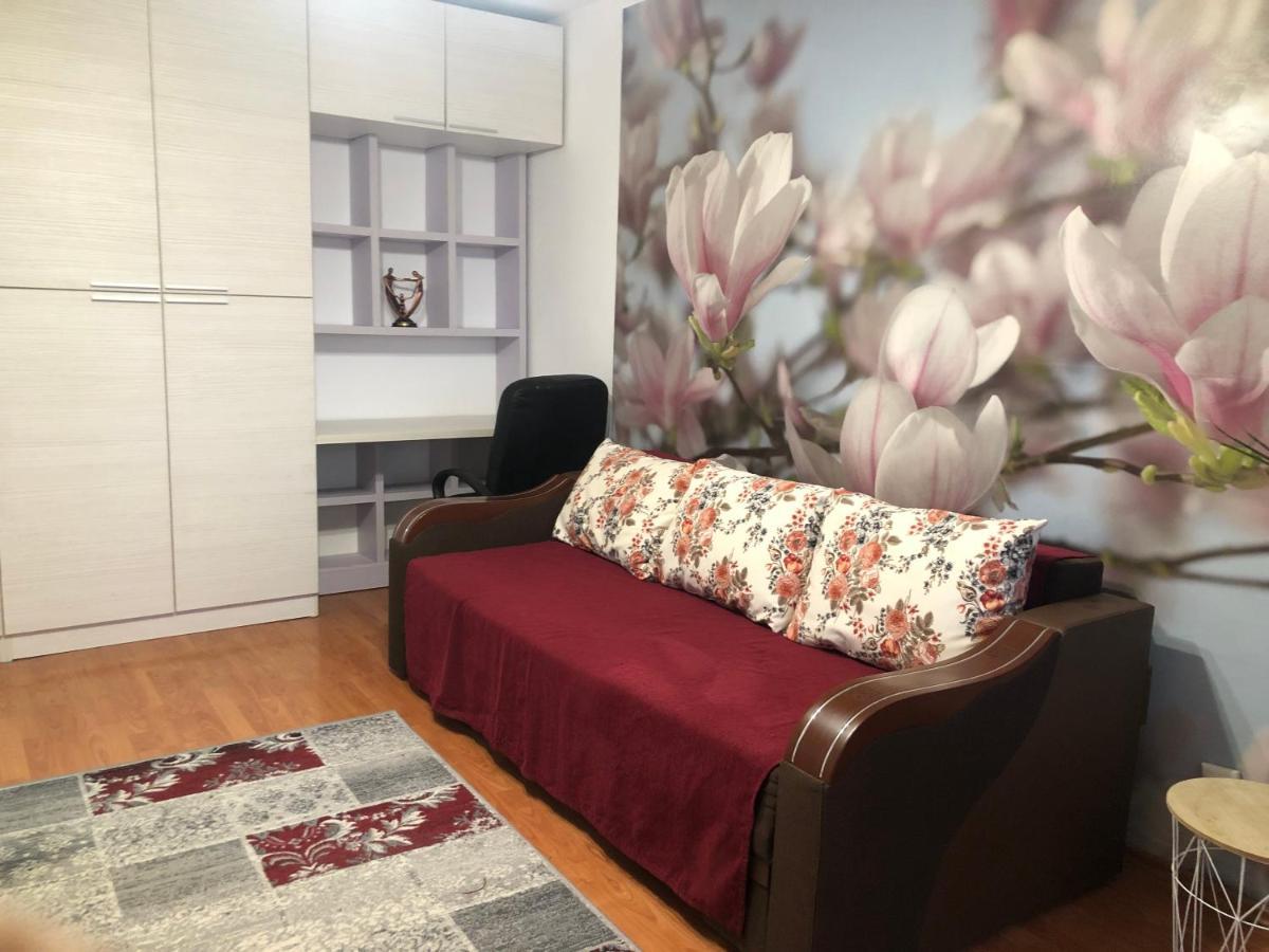 Apartament Magnolia, Piata Gorjului- Metrou Appartement Boekarest Buitenkant foto